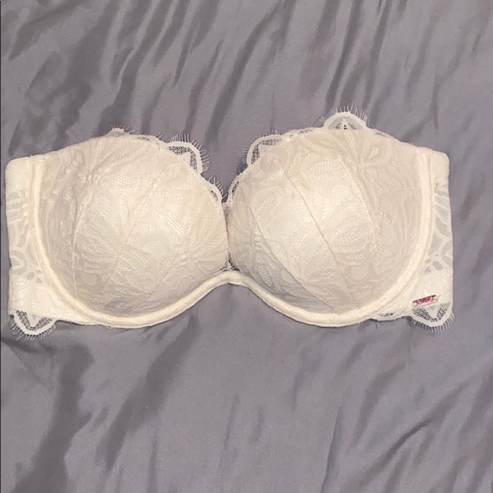Strapless bra